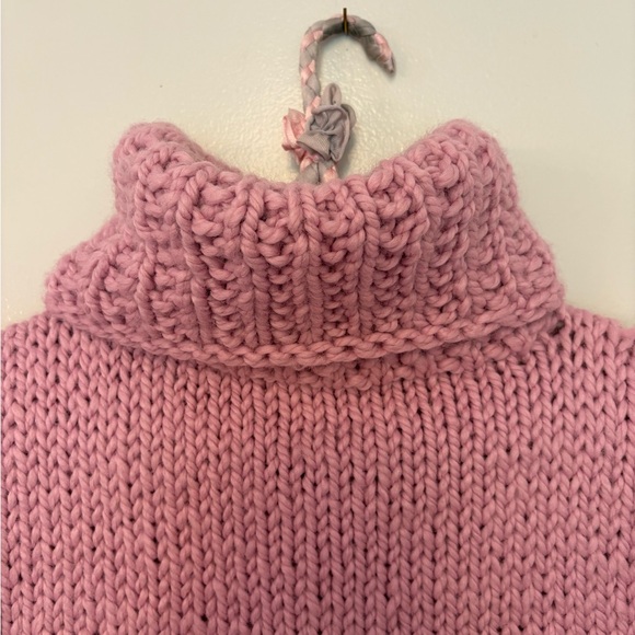 Hand Knit Button Side Vest - Picture 2 of 5